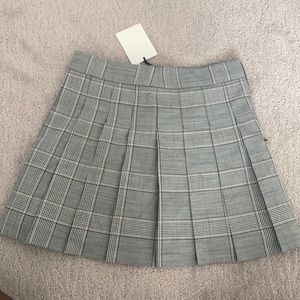 Aritzia Grey tennis skirt